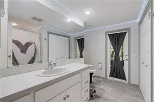 7421 Henry Dr, Land O Lakes, FL 34638 - Photo 7