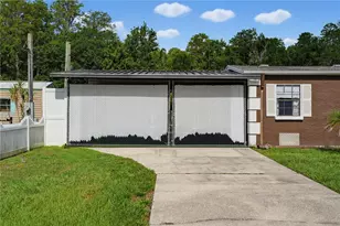 7421 Henry Dr, Land O Lakes, FL 34638 - Photo 3