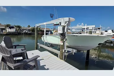 338 Boca Ciega Point Boulevard N, Saint Petersburg, FL 33708 - Photo 19
