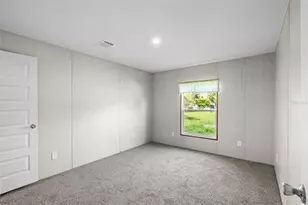 18422 Moorhaven Dr, Spring Hill, FL 34610 - Photo 17