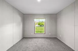 18422 Moorhaven Dr, Spring Hill, FL 34610 - Photo 21