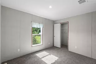 18422 Moorhaven Dr, Spring Hill, FL 34610 - Photo 23