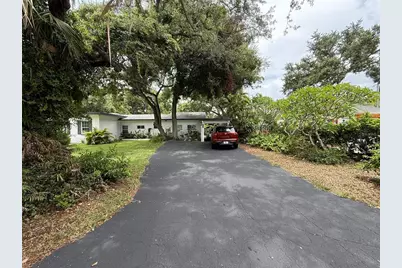 8239 26th Avenue N, Saint Petersburg, FL 33710 - Photo 11