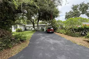 8239 26th Ave N, Saint Petersburg, FL 33710 - Photo 11