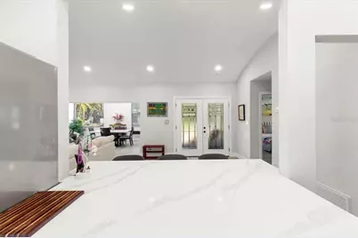 8239 26th Avenue N, Saint Petersburg, FL 33710 - Photo 35