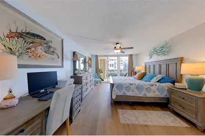 1460 Gulf Boulevard #305, Clearwater, FL 33767 - Photo 13