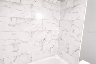 [Address not provided], Tampa, FL 33613 - Photo 9