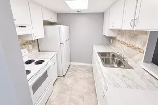 [Address not provided], Tampa, FL 33613 - Photo 5