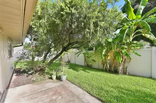 2186 Marshall Dr, Dunedin, FL 34698 - Photo 31