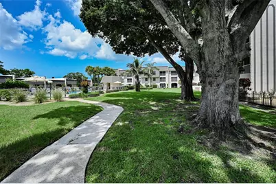 8765 Bardmoor Boulevard #306, Seminole, FL 33777 - Photo 29