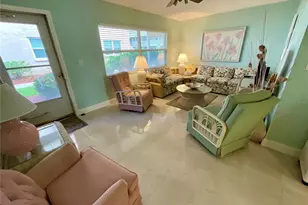 10034 64th Ave N, Saint Petersburg, FL 33708 - Photo 3