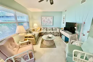 10034 64th Ave N, Saint Petersburg, FL 33708 - Photo 5