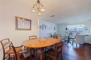 2960 59th Street S, Saint Petersburg, FL 33707 - Photo 5