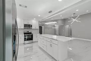 903 Plum Tree Ln, Sarasota, FL 34243 - Photo 23