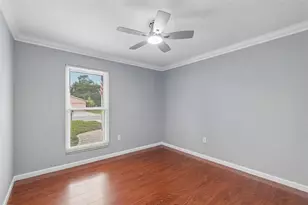 903 Plum Tree Ln, Sarasota, FL 34243 - Photo 33