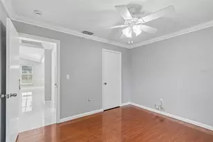 903 Plum Tree Ln, Sarasota, FL 34243 - Photo 37