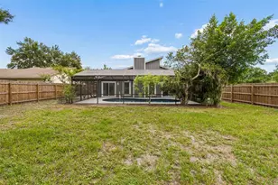903 Plum Tree Ln, Sarasota, FL 34243 - Photo 53