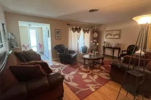 1890 63rd Ave S, Saint Petersburg, FL 33712 - Photo 7