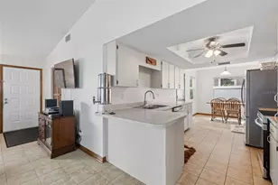 3134 Whispering Dr N, Largo, FL 33771 - Photo 5