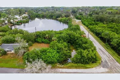 4935 Largo Terrace, New Port Richey, FL 34652 - Photo 3