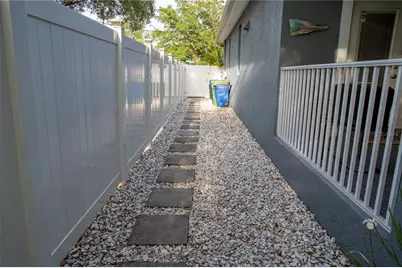 8608 N Mitchell Avenue, Tampa, FL 33604 - Photo 35