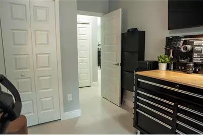 8608 N Mitchell Avenue, Tampa, FL 33604 - Photo 25