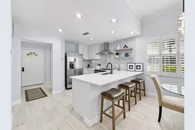 3701 54th Drive W #104, Bradenton, FL 34210 - Photo 5
