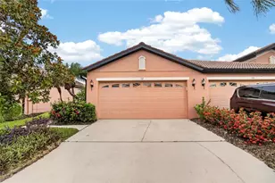132 Shell Falls Dr, Apollo Beach, FL 33572 - Photo 1