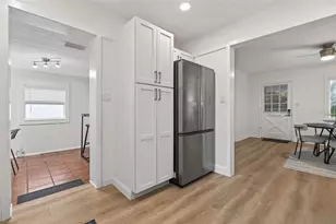 5617 19th Ave S, Saint Petersburg, FL 33707 - Photo 27