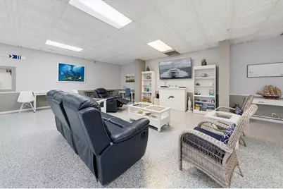 255 Dolphin Point #307, Clearwater Beach, FL 33767 - Photo 27
