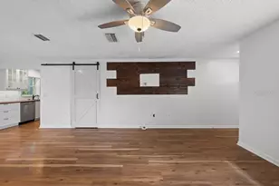 6070 73rd St N, Saint Petersburg, FL 33709 - Photo 5