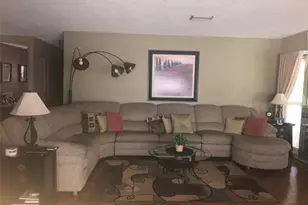 221 Cedarwood Cir, Seminole, FL 33777 - Photo 5