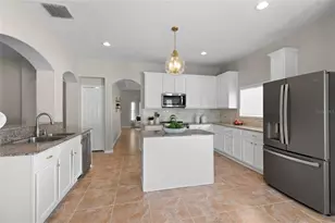 18923 Fishermans Bend Dr, Lutz, FL 33558 - Photo 13