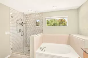 2917 Winglewood Cir, Lutz, FL 33558 - Photo 21