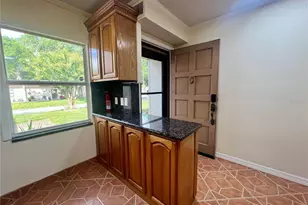 1510 Flint Dr W, Clearwater, FL 33759 - Photo 5