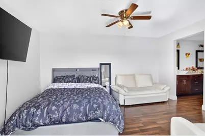 15317 W Pond Woods Drive #103, Tampa, FL 33618 - Photo 23