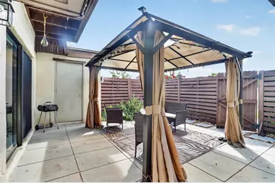 15317 W Pond Woods Drive #103, Tampa, FL 33618 - Photo 29