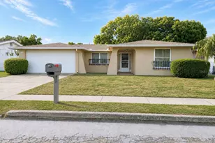 5617 Canosa Dr, Holiday, FL 34690 - Photo 1