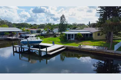318 Circle Drive, Palm Harbor, FL 34683 - Photo 5