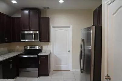 2212 Lennox Dale Lane, Brandon, FL 33510 - Photo 3
