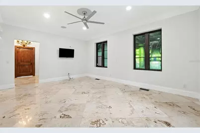 4555 W Swann Avenue, Tampa, FL 33609 - Photo 23