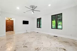 4555 W Swann Ave, Tampa, FL 33609 - Photo 23