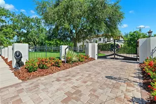 4555 W Swann Ave, Tampa, FL 33609 - Photo 3
