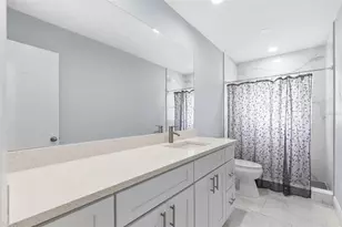 2310 W Knollwood Pl, Tampa, FL 33604 - Photo 29