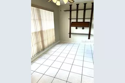 1601 N 43rd St N Street N #112, Saint Petersburg, FL 33713 - Photo 11