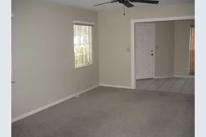 1601 N 43rd St N Street N #112, Saint Petersburg, FL 33713 - Photo 7