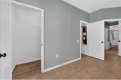 3186 Bayshore Oaks Drive, Tampa, FL 33611 - Photo 15