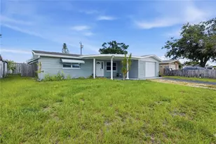 2051 Peggy Dr, Holiday, FL 34690 - Photo 13