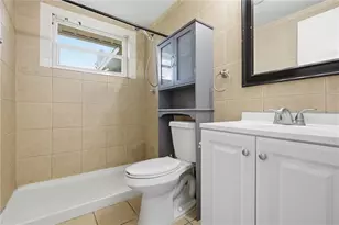 2051 Peggy Dr, Holiday, FL 34690 - Photo 19