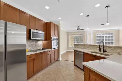 6451 Sunset Bay Circle, Apollo Beach, FL 33572 - Photo 7